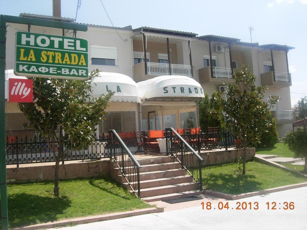Hotel-Apartments La Strada Tycherón Zewnętrze zdjęcie